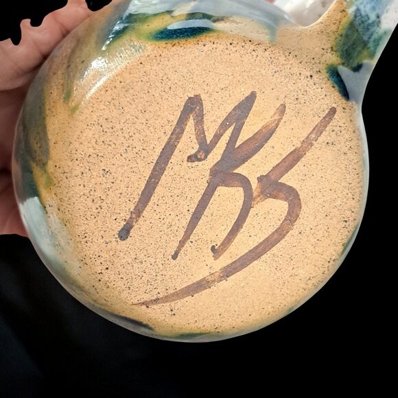 Beautiful Pottery creamer 4" tall marked on bottom MKS floral - Picture 8 of 8